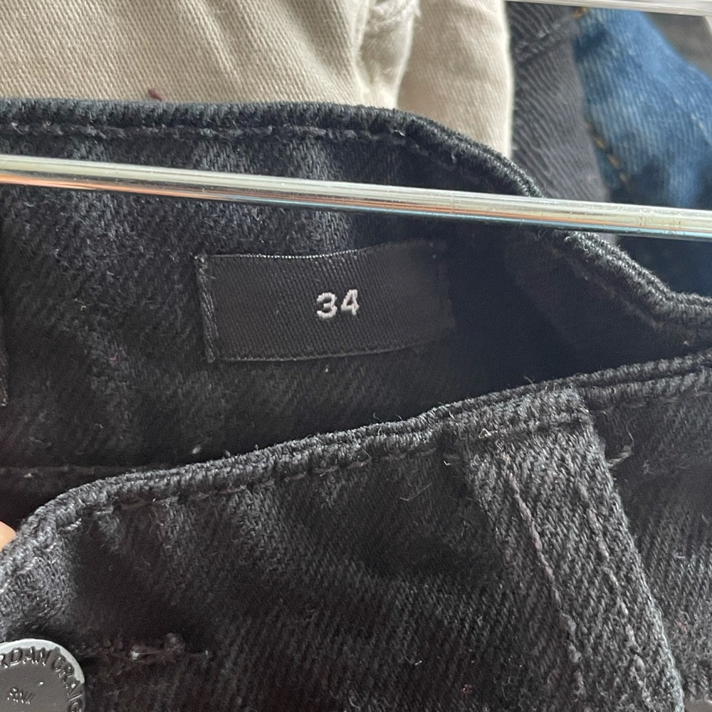 Shorts - Picture 2 of 2